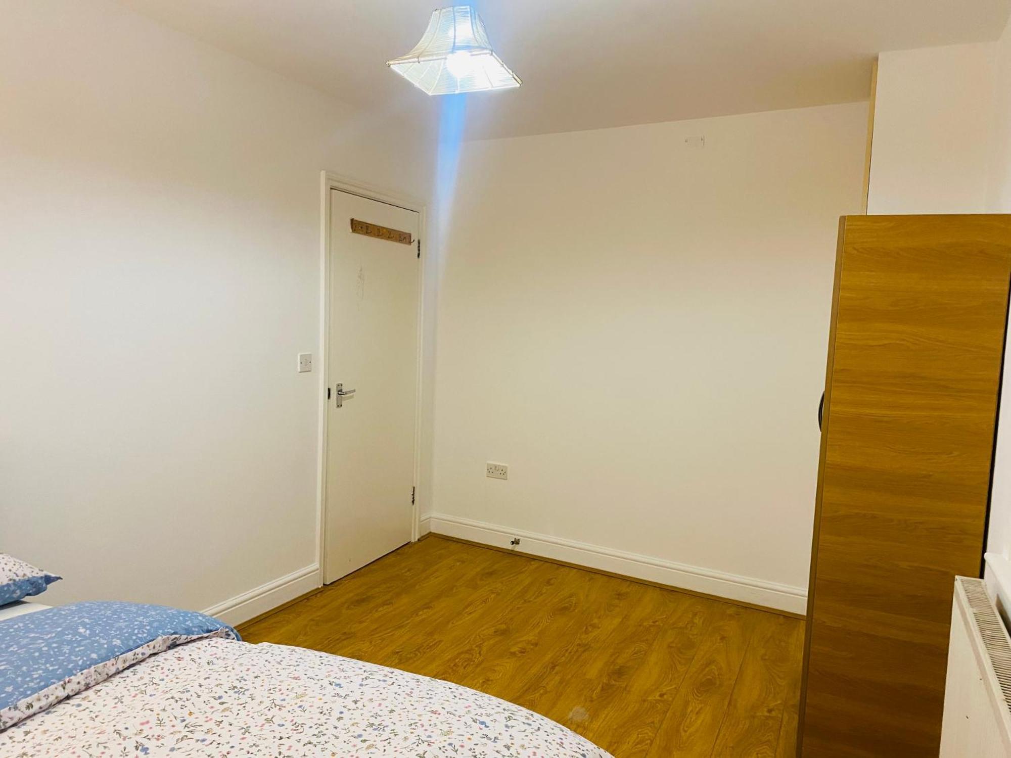 Lovely Cozy One Bedroom Apartment In Whitechapel London Exterior photo